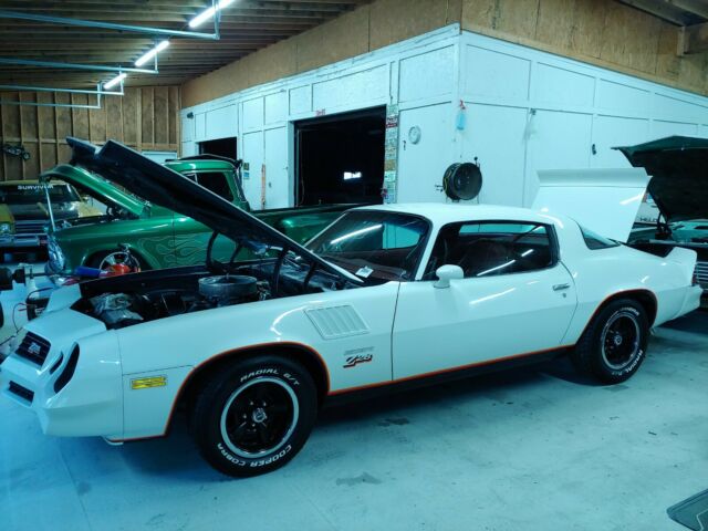 Chevrolet Camaro 1978 image number 31