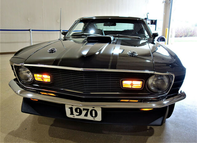 Ford Mustang 1970 image number 23