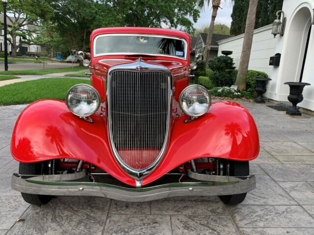 Ford Coupe Street Rod 1934 image number 27