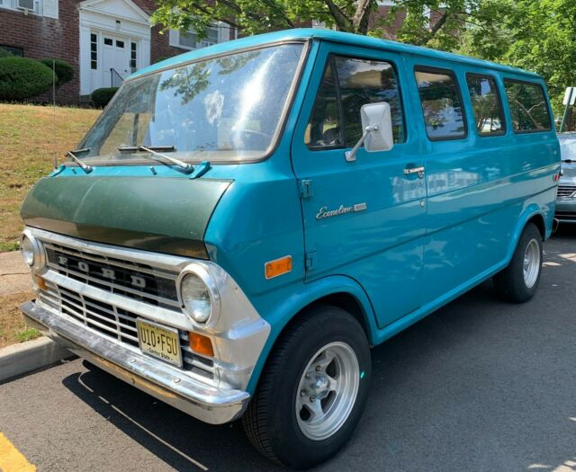 Ford E-Series Van 1970 image number 22