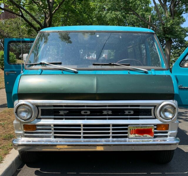 Ford E-Series Van 1970 image number 31