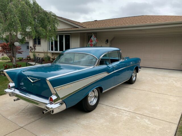 Chevrolet Bel Air/150/210 1957 image number 1