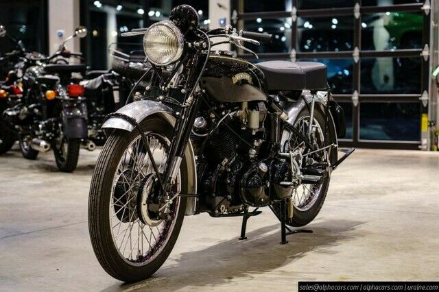 Vincent Black Shadow 1952 image number 2