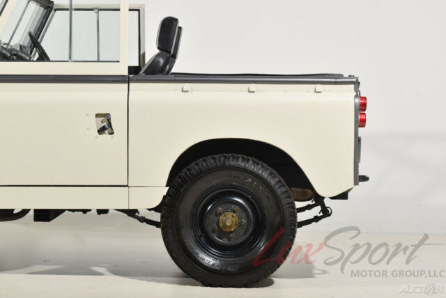 Land Rover Series 2 Safari 1962 image number 27