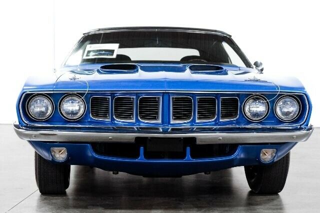 Plymouth Barracuda 1971 image number 1