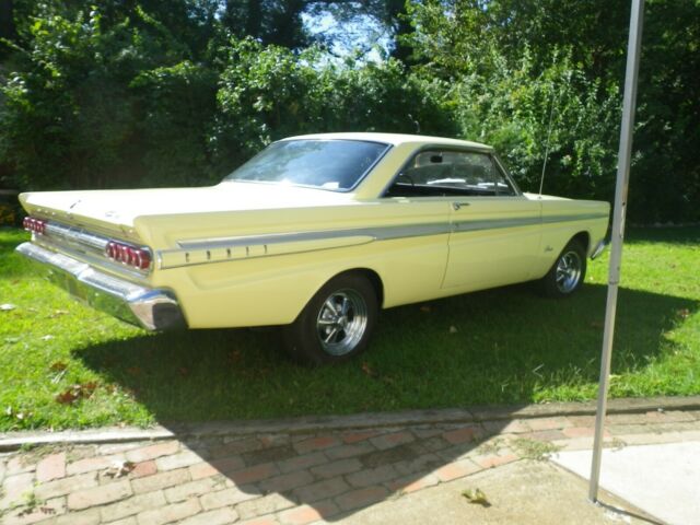 Mercury Comet 1964 image number 0