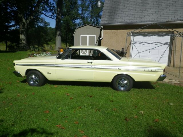 Mercury Comet 1964 image number 1