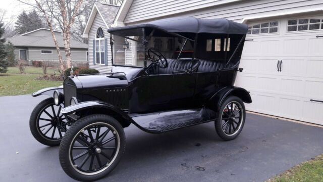 Ford Model T 1922 image number 13