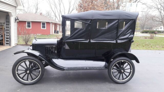 Ford Model T 1922 image number 30