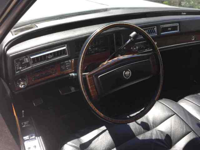 Cadillac Eldorado Coupe 1977 image number 3