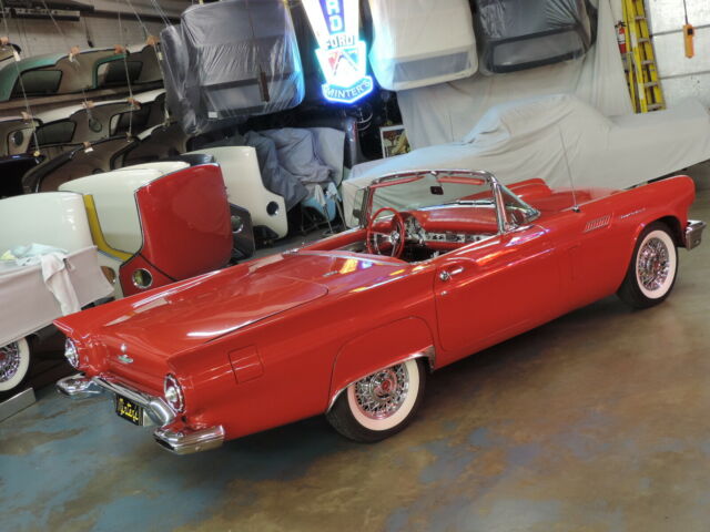 Ford Thunderbird 1957 image number 4