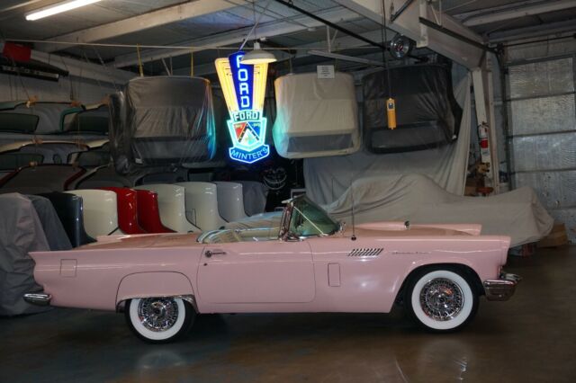 Ford Thunderbird 1957 image number 10