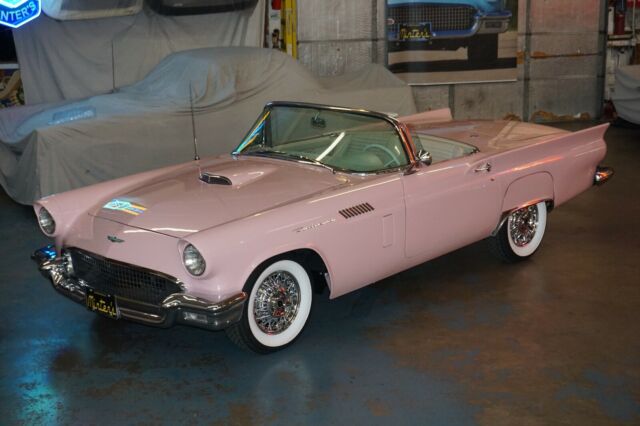 Ford Thunderbird 1957 image number 23