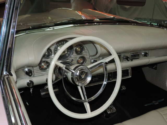 Ford Thunderbird 1957 image number 33