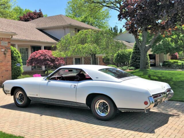 Buick Riviera 1969 image number 24