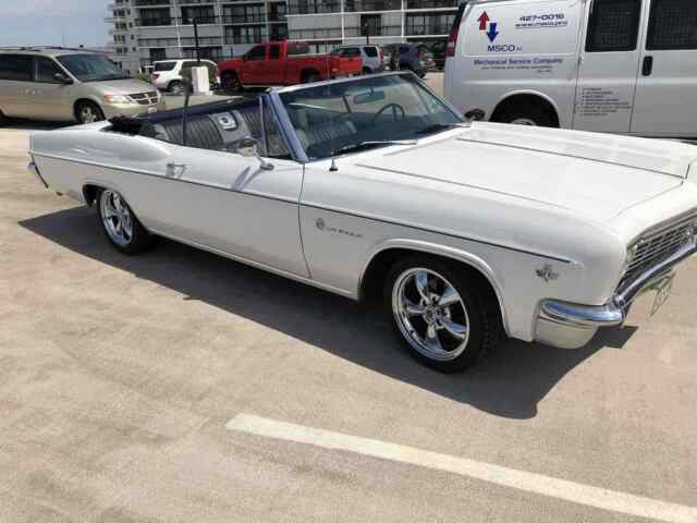 Chevrolet Impala 1966 image number 27