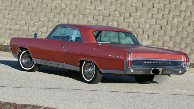 Pontiac Bonneville 1964 image number 31