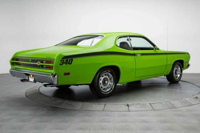 Plymouth Duster 1971 image number 1