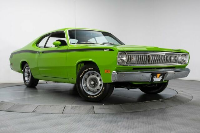 Plymouth Duster 1971 image number 18