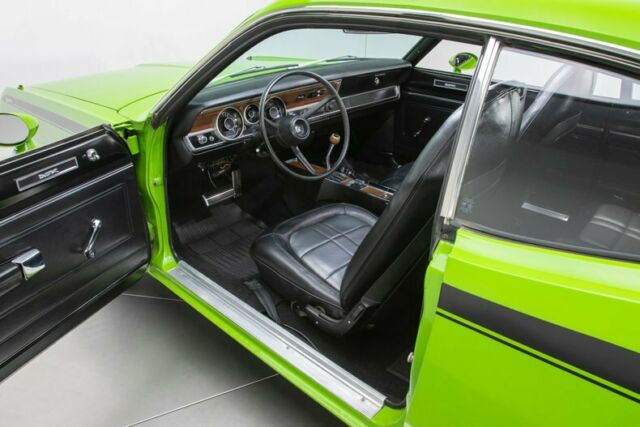 Plymouth Duster 1971 image number 2