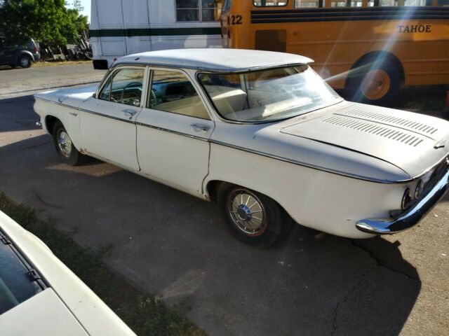 Chevrolet Corvair 1961 image number 20