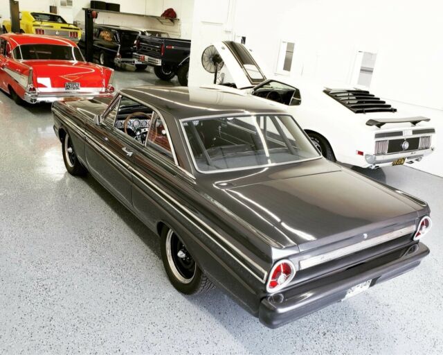 Ford Falcon 1965 image number 21