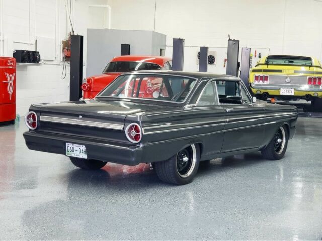 Ford Falcon 1965 image number 27