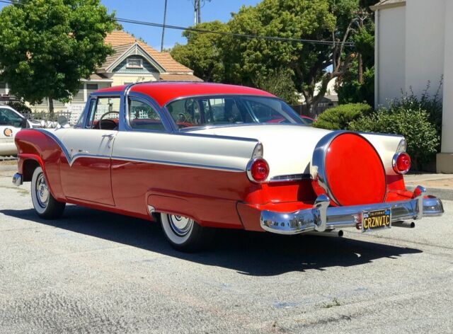 Ford Crown Victoria 1955 image number 14