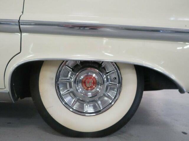 Cadillac DeVille 1957 image number 16