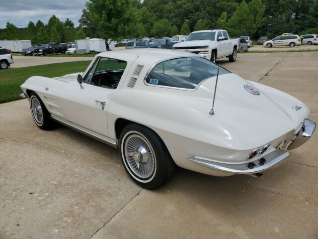 Chevrolet Corvette 1964 image number 13