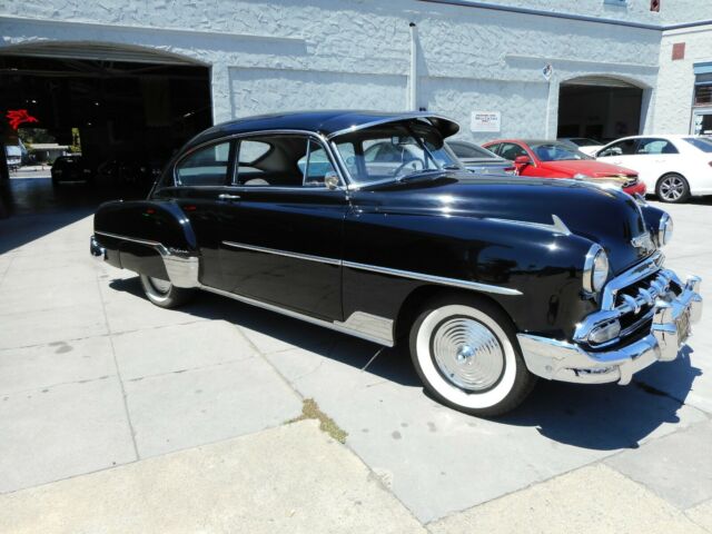 Chevrolet Fleetline 1952 image number 2