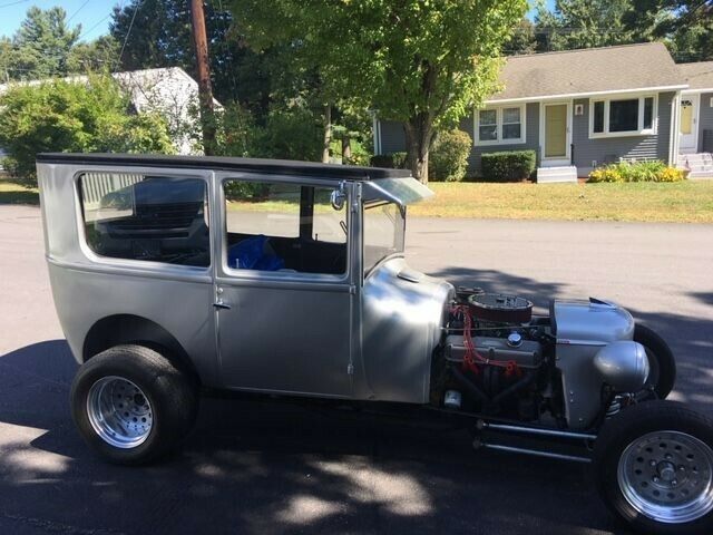 Ford Model T 1927 image number 0