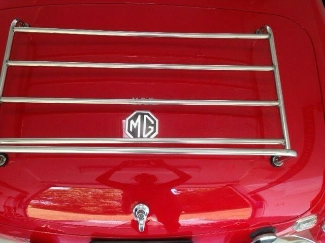 MG MGB 1971 image number 11