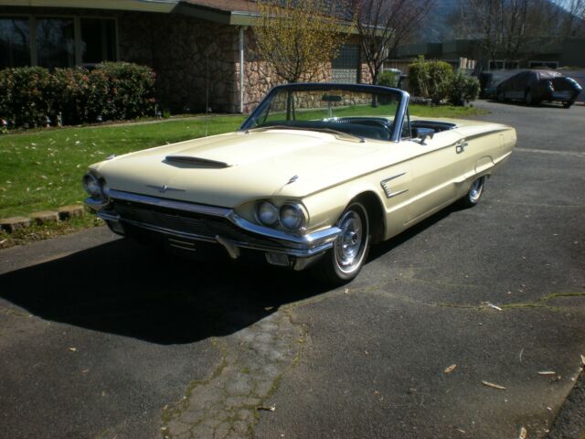 Ford Thunderbird 1965 image number 18