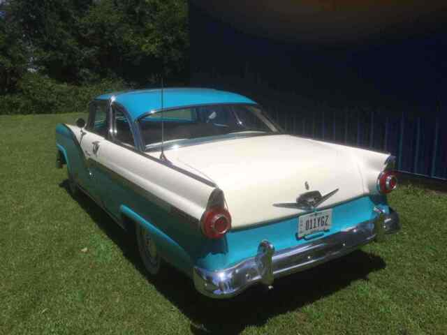 Ford Crown Victoria 1956 image number 13