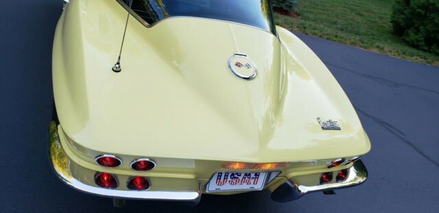 Chevrolet Corvette 1967 image number 16