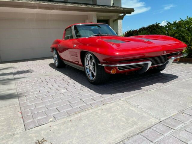 Chevrolet Corvette 1963 image number 1