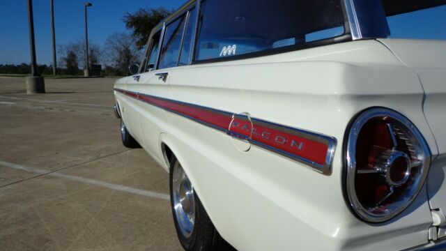 Ford Falcon 1965 image number 30