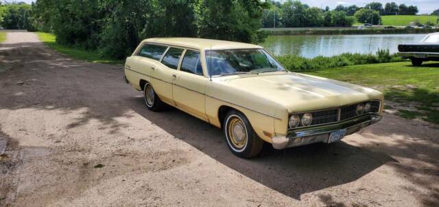 Ford Ranch Wagon 1970 image number 1