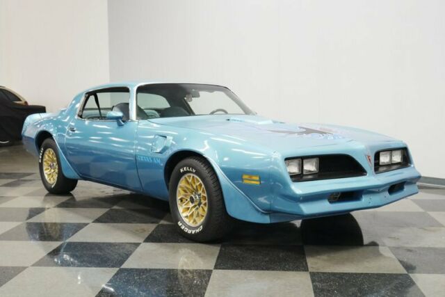 Pontiac Firebird 1977 image number 17