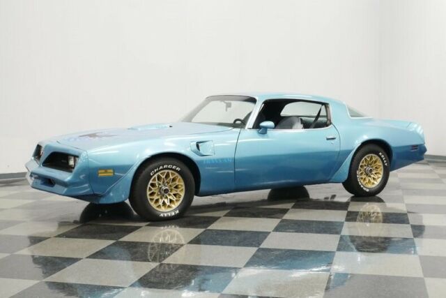 Pontiac Firebird 1977 image number 30