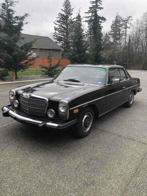 Mercedes-Benz 280C 1975 image number 17