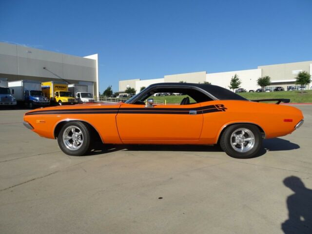 Dodge Challenger 1972 image number 2