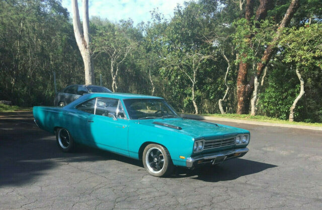 Plymouth Road Runner 1969 image number 0