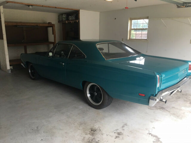 Plymouth Road Runner 1969 image number 2