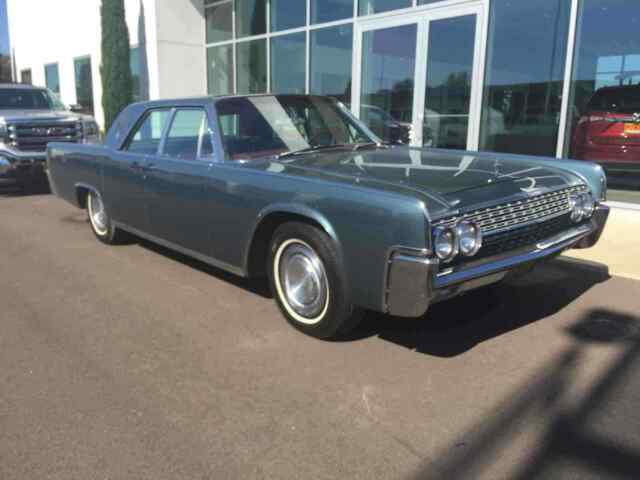 Lincoln Continental 1962 image number 1