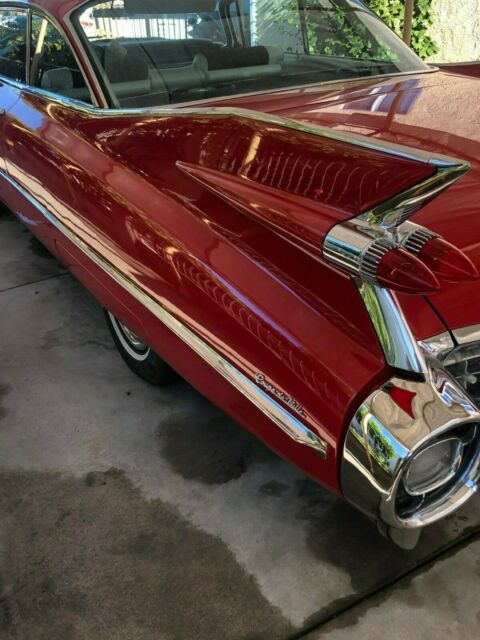 Cadillac DeVille 1959 image number 33