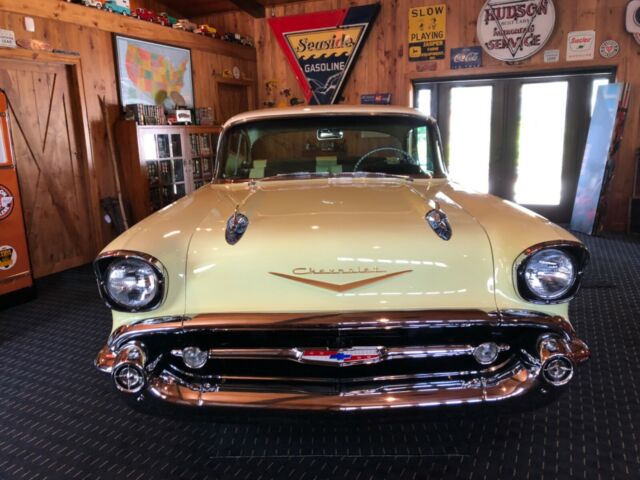 Chevrolet Bel Air/150/210 1957 image number 30