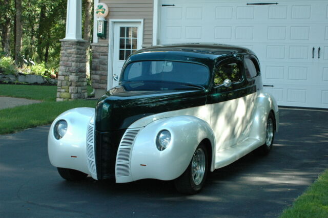 Ford Street Rod 1940 image number 0