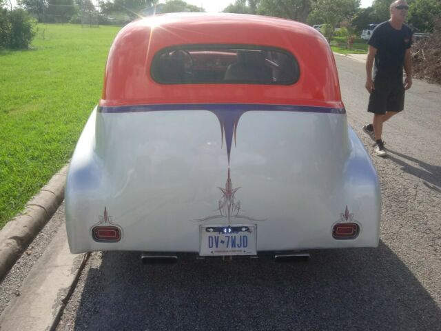 Chevrolet Custom Panel Wagon 1950 image number 12